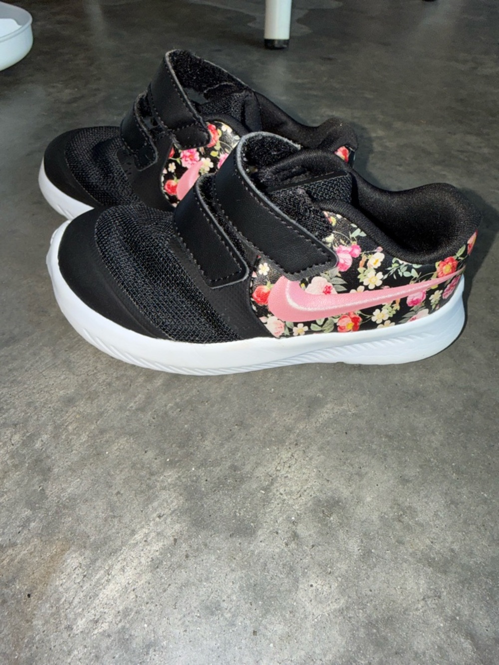 Nike Kids Black Floral Sneakers with Pink Swoosh